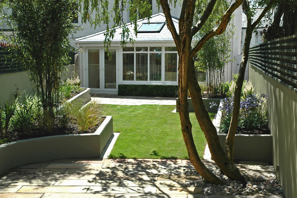 Architectural design in a Dublin city garden 